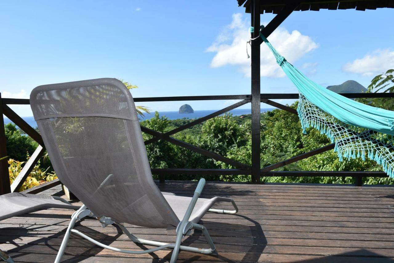 TI coin de paradis Frangipanier Le Diamant Buitenkant foto